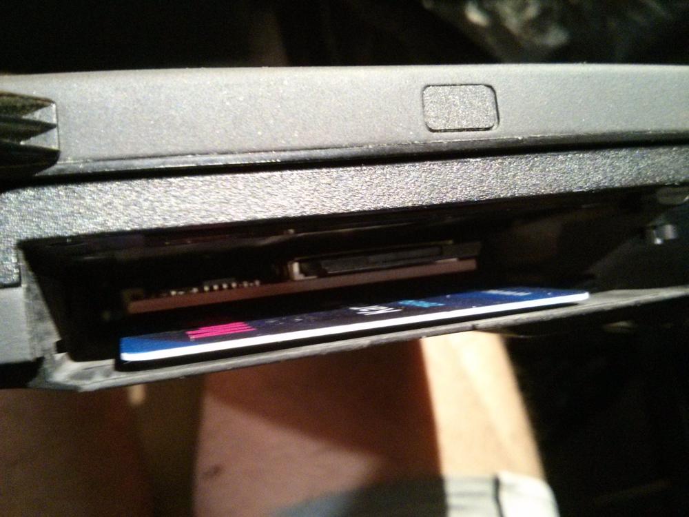 techfreak_pl_SD_SDHC_Secure_Digital_MMC_to_SATA_FC_130715
