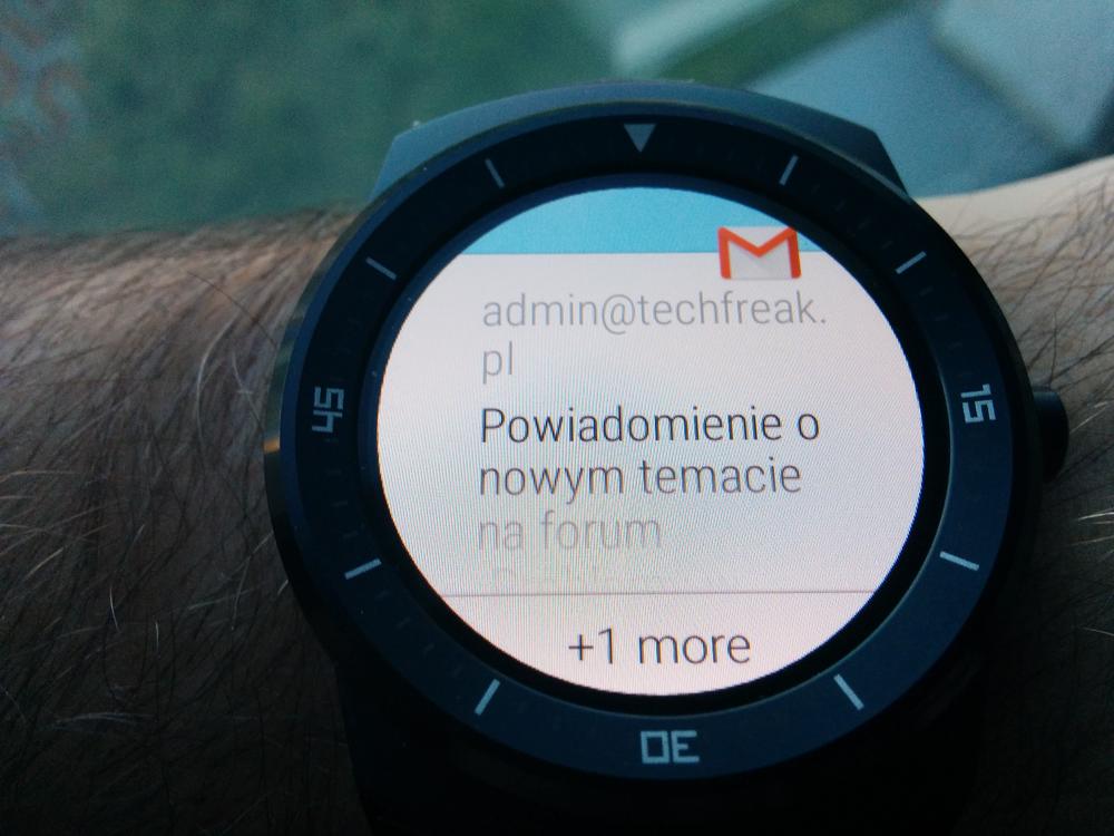 LG_G_watch_R_android_wear_8_1