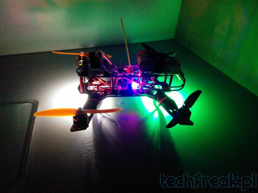 quadcopter_fpv_diatone_37_lights_1