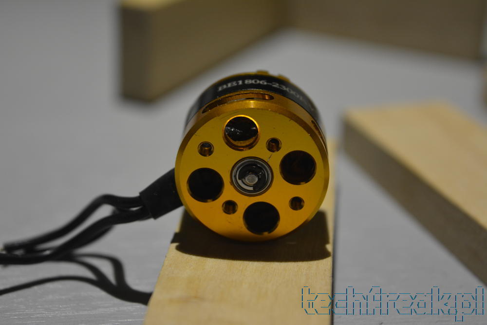 techfreak_ bearing_replace_DYS_BE_1806_wymiana_lozyska.7