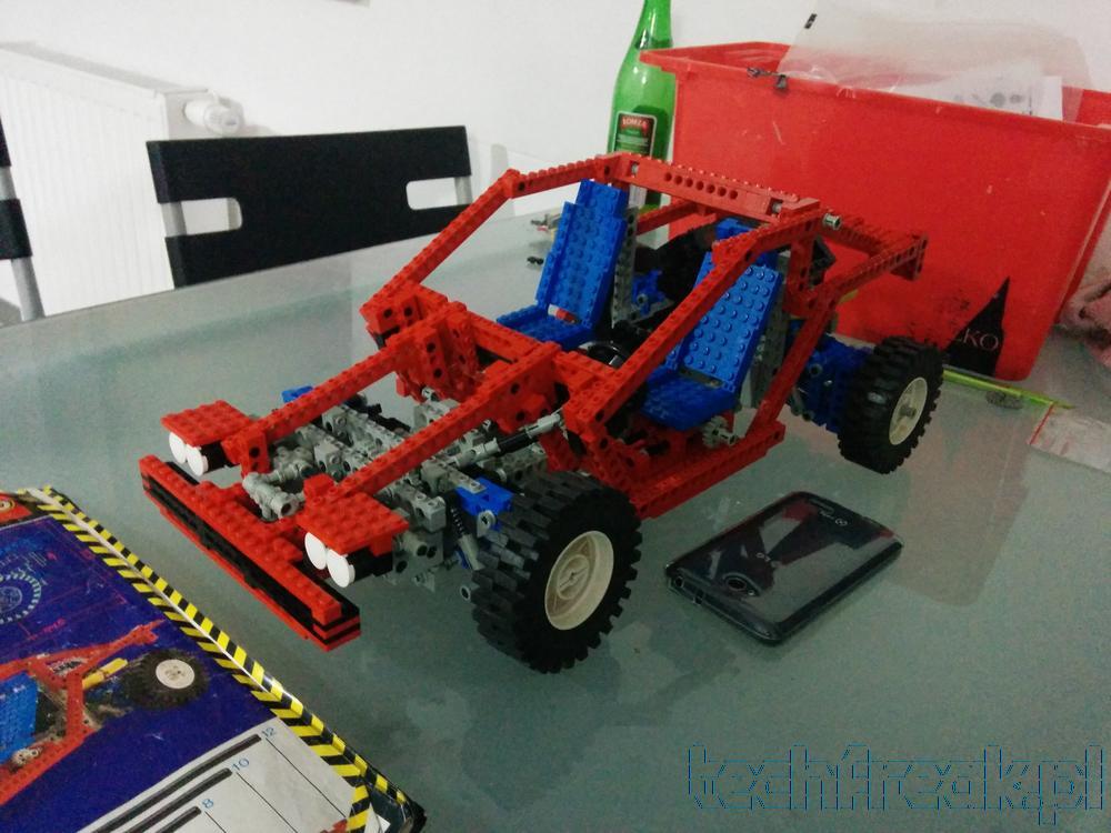 techfreak_lego_technic_test_car_8865_16