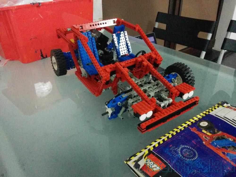 techfreak_lego_technic_test_car_8865_17