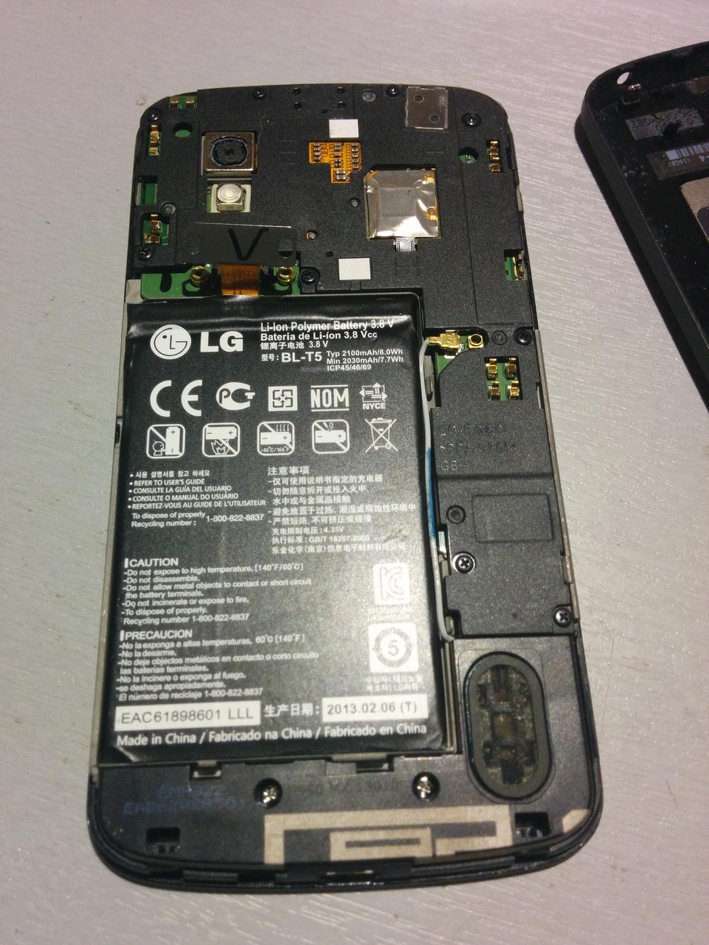 4_techfreak_wymiana_baterii_nexus4_
