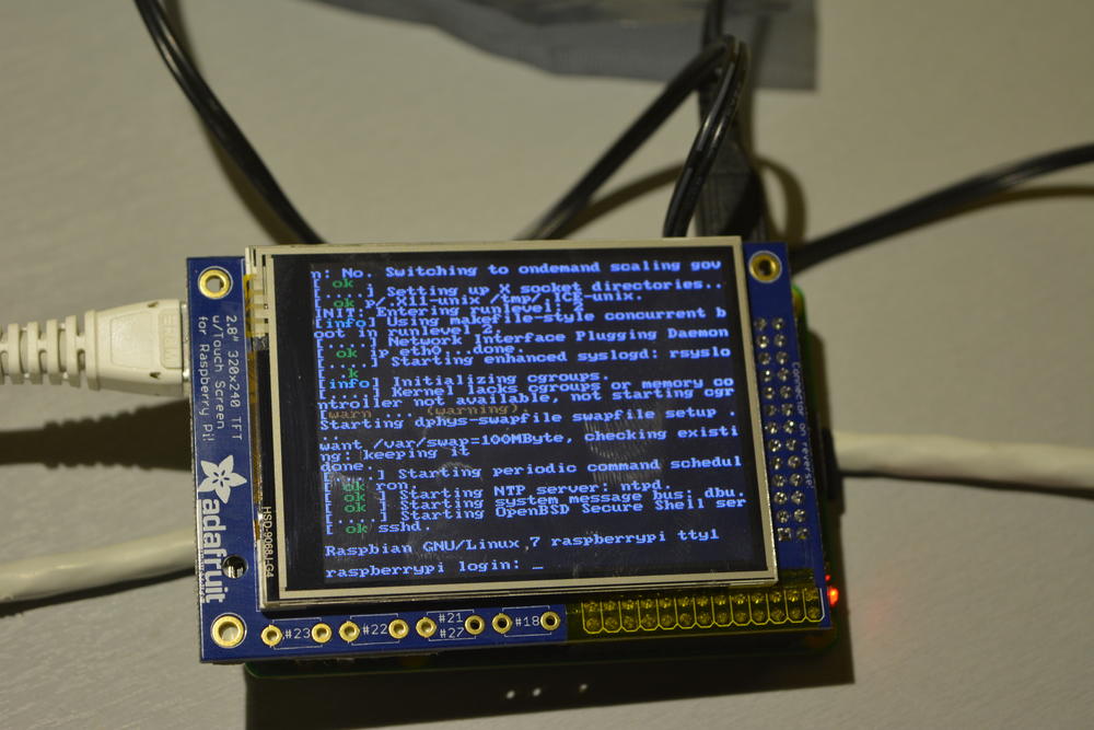 8_techfreak_raspberry_pi2_tft_2-8_lcd