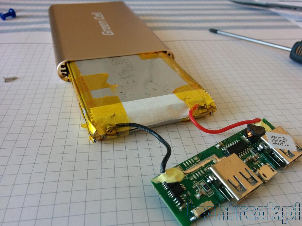 techfreak_Power_Bank_Green_Cell_PB36_8000_1