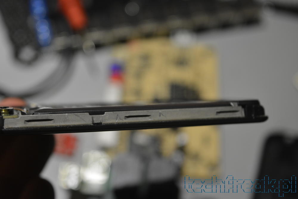 techfreak-lg-nexus-4-bateria-spuchla-nowa-3
