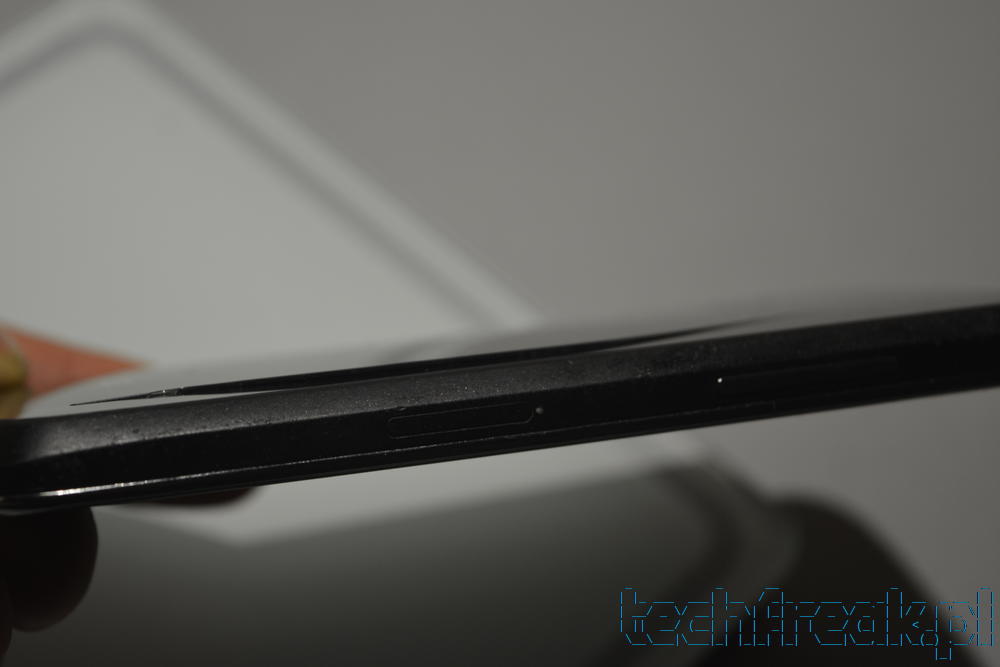 techfreak-lg-nexus-4-bateria-spuchla-pekla-obudowa-1