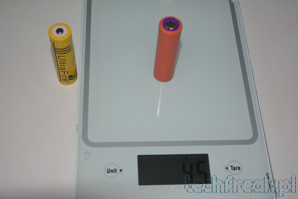 techfreak-ultrafire-18650-9900mah-1