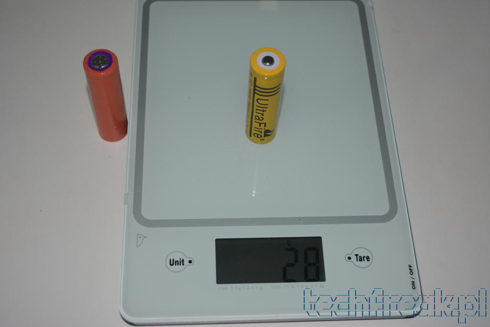 techfreak-ultrafire-18650-9900mah-2