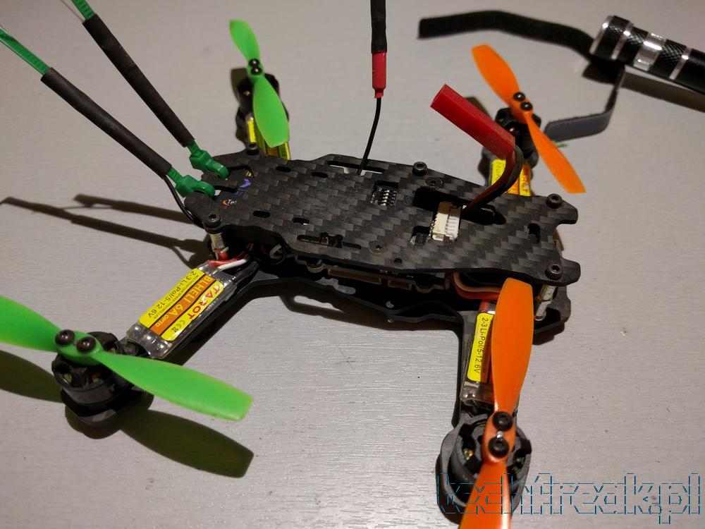 techfreakpl_tarot_130_FPV_mini_drone_racer_betaflight_cleanflight_fatshark_blheli_23