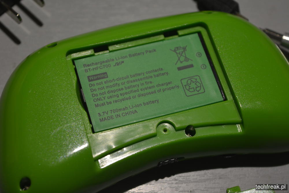 techfreakpl-hand-held-game-console-rs-8-23
