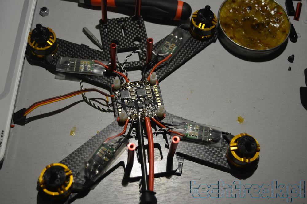 techfreak-Lisam-LS-180-FPV-quadcopter-matek-PDB-27